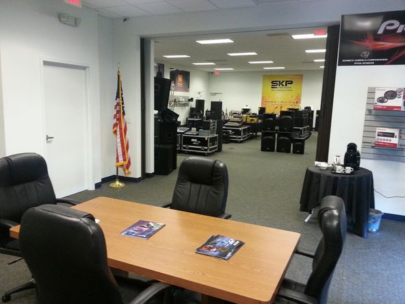 Palmetto Expressway Frontage Office/Industrial For Sale: 7630 NW 25th St Ste 1, Miami, FL 33122